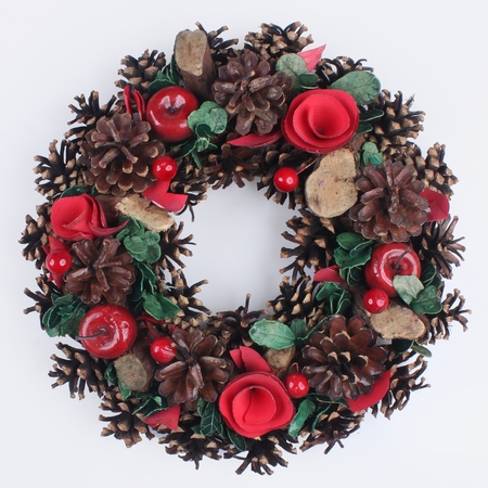 Wreath with cones and apples 30 cm