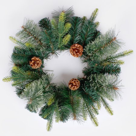 Mixed tree winter wreath with cones 45 cm