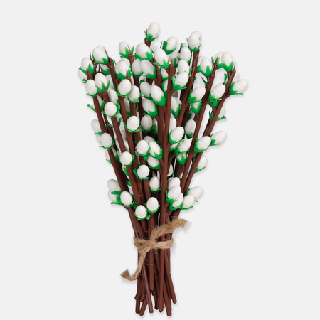 Средняя вербная ветка с листьями